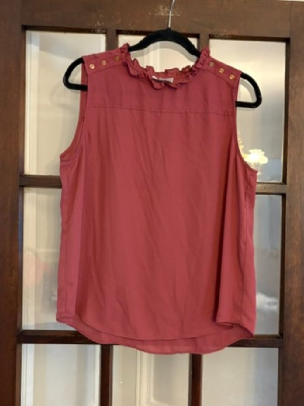 LOFT Outlet Mauve Sleeveless Blouse with Ruffle Collar, Size Large Petite
